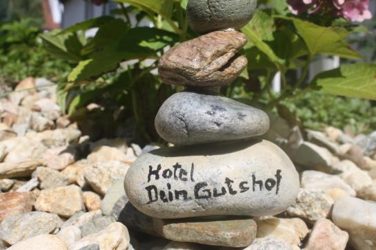 Hotel Dein Gutshof 18