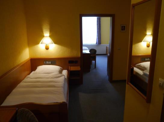 Hotel Deutsche Eiche 18