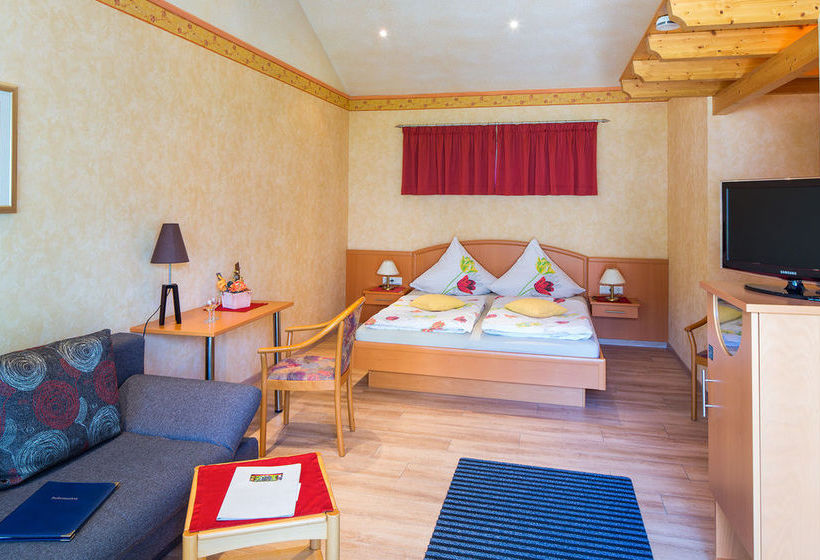 Hotel Weinhaus Simon 10