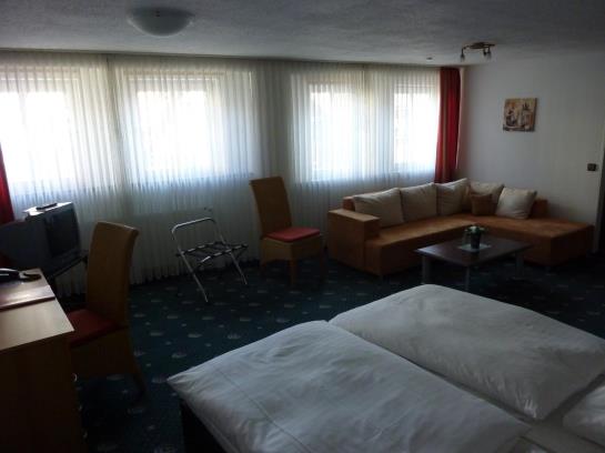 Adac-hotel-restaurant Am Niederntor 1