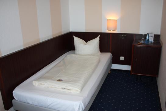 Hotel Senator Bielefeld 12