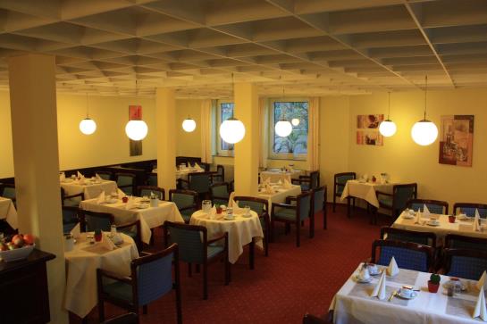 Hotel Senator Bielefeld 9