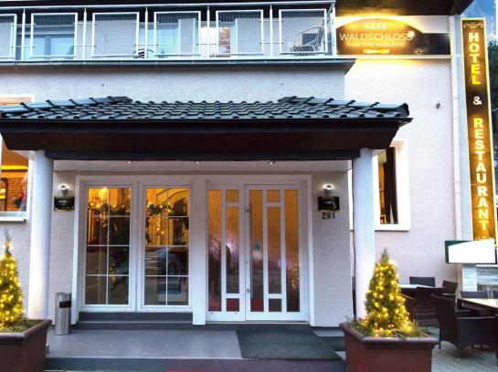 Hotel Waldschloss 5