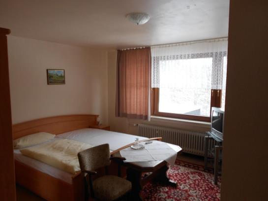 Hotel Restaurant Cafe Waldterrasse 8