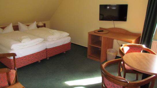 Hotel Zum Kranichsee 2