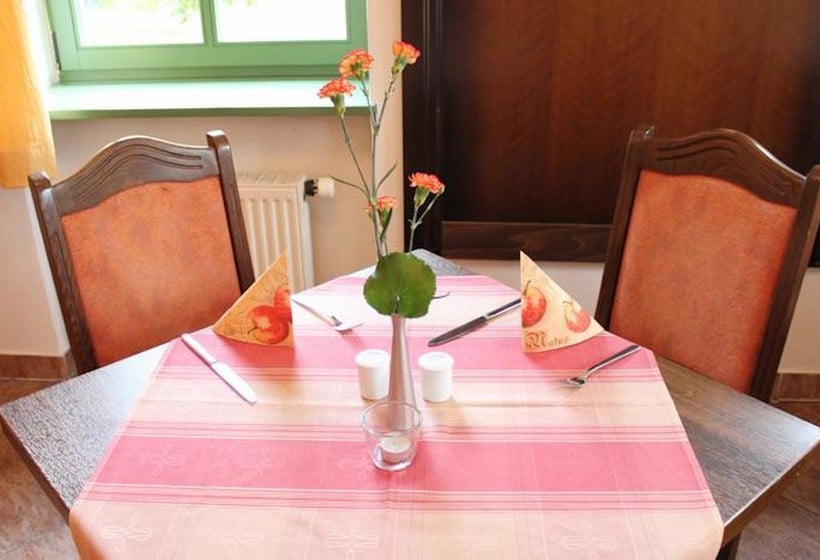 Hotel Gutshof Hauber 3