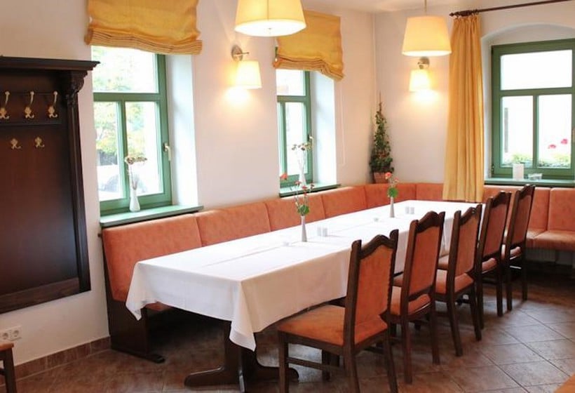 Hotel Gutshof Hauber 4