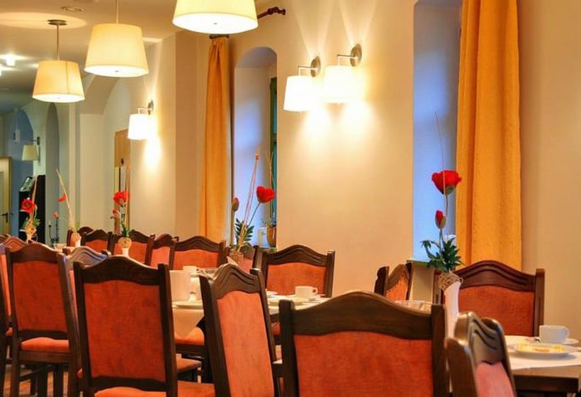 Hotel Gutshof Hauber 8