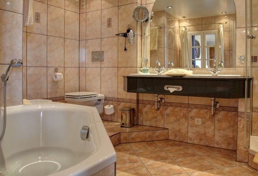 Hotel Villa Weißer Hirsch 10