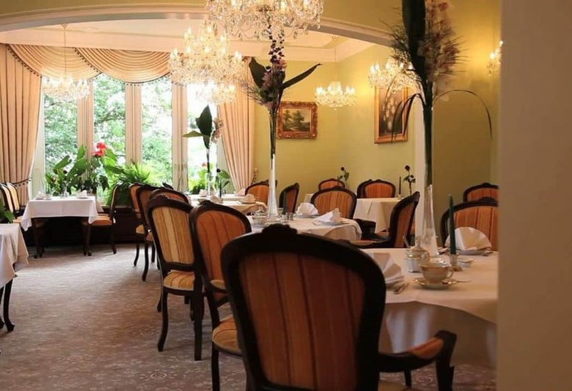 Hotel Villa Weißer Hirsch 4