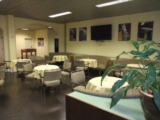 Hotel Rheinische Landesturnschule 12