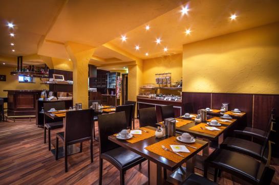 Hotel Am Wilhelmsplatz 1