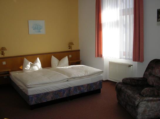 Hotel Goldene Sonne 13