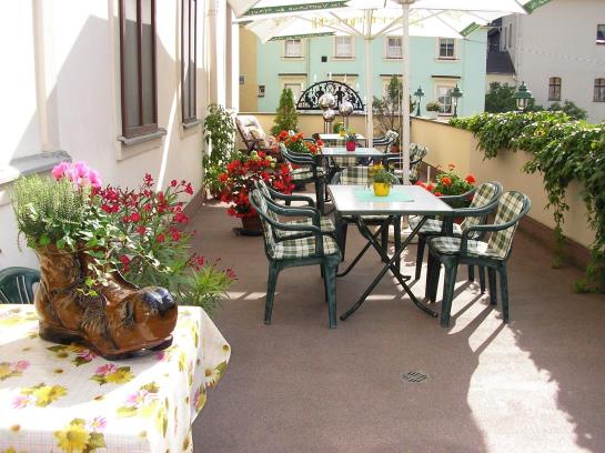 Hotel Goldene Sonne 16