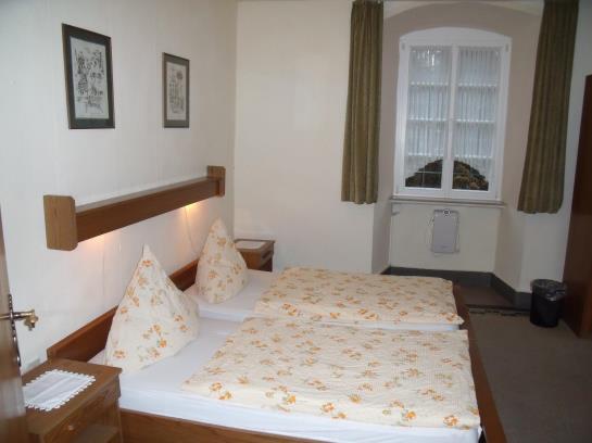 Bed & Breakfast Pension Marienhof 8