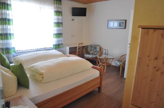 Pensione Kempenich Gasthof 9