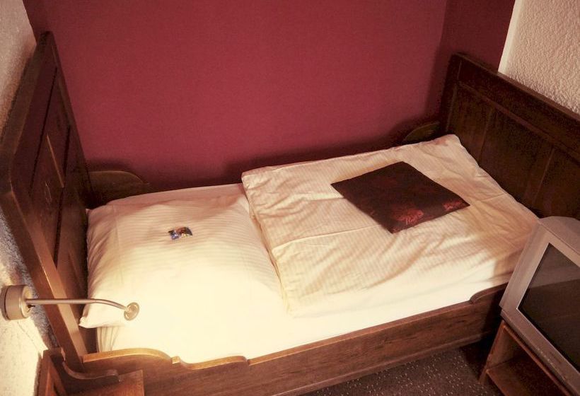 Hotel Badische Kellerey 13