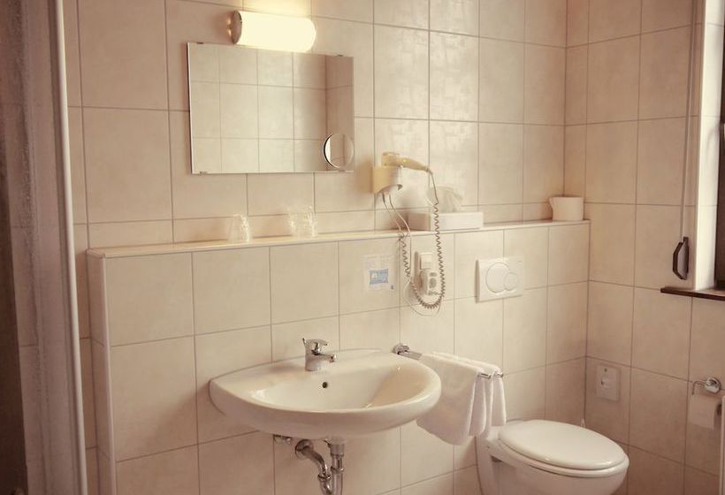 Hotel Badische Kellerey 9