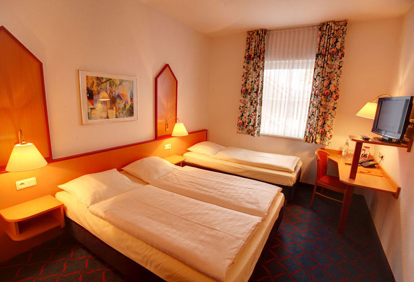 Hotel Montana Lauenau 4