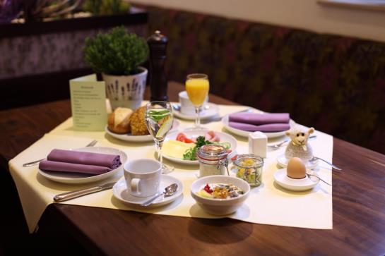 Hotel Zum Goldenen Lamm 8