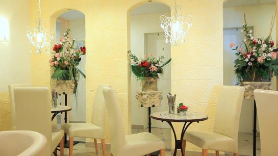 Hotel Adesso Schweizer Hof 14