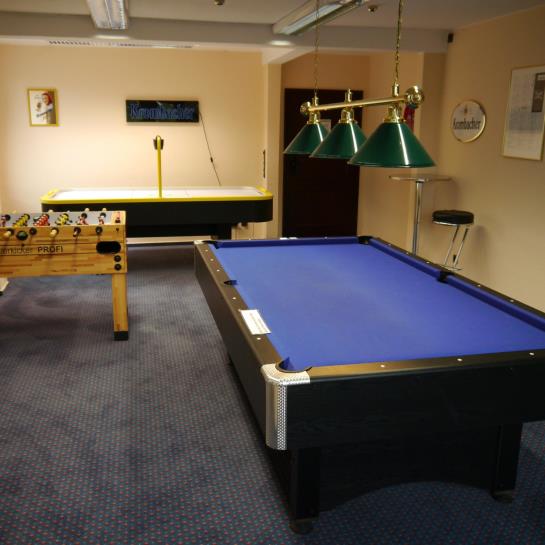 Hotel Adesso Schweizer Hof 5