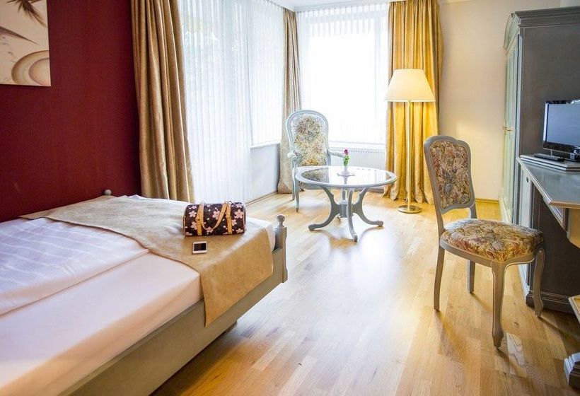 Hotel Maasberg Therme 10