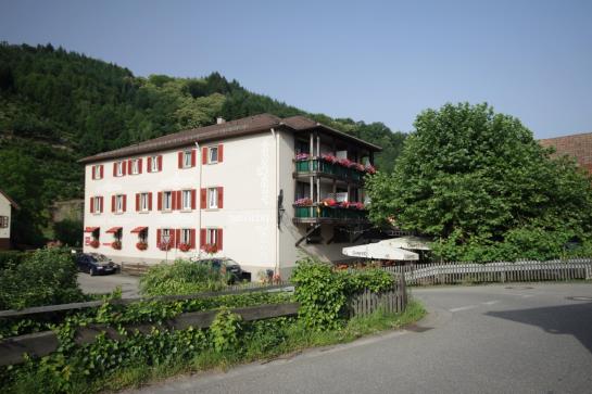 Hotel Zum Kreuz 4