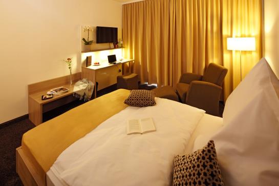 Pension Hotel Gasthof zum Hirsch 17