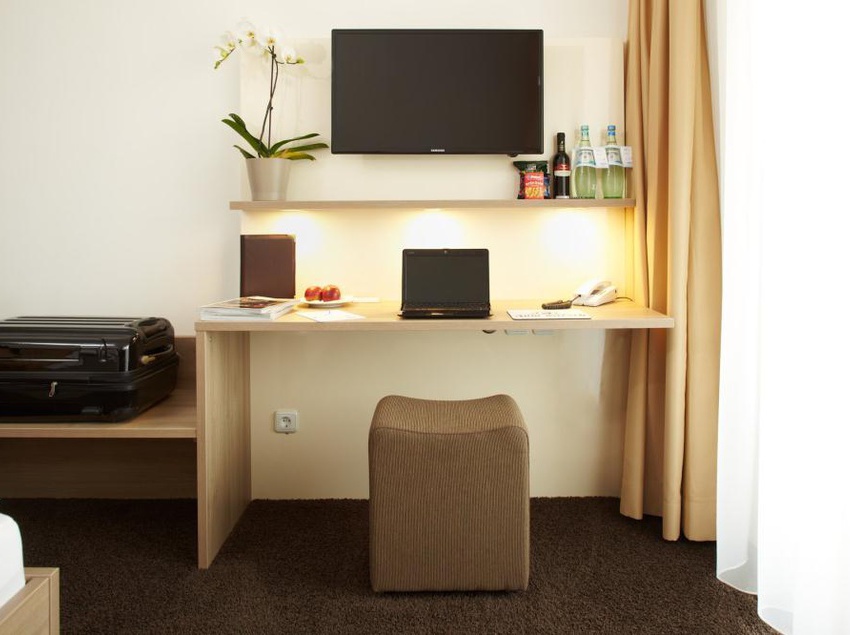 Pension Hotel Gasthof zum Hirsch 5