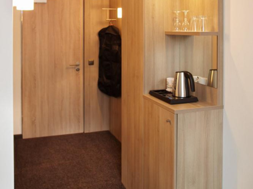 Pension Hotel Gasthof zum Hirsch 9