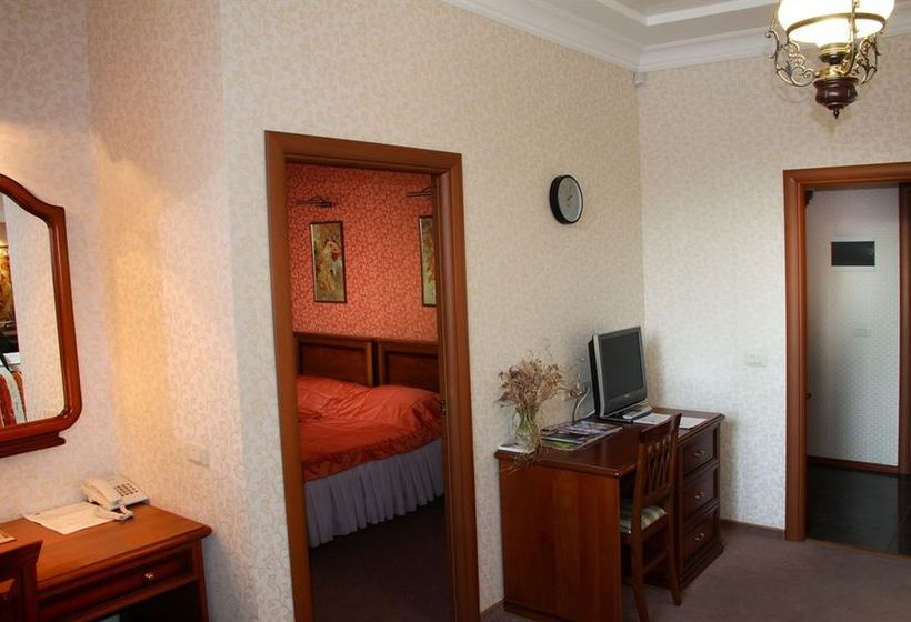 Gloria Hotel - Chelyabinsk 1