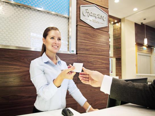 Hotel Hampton By Hilton Volgograd Profsoyuznaya 5