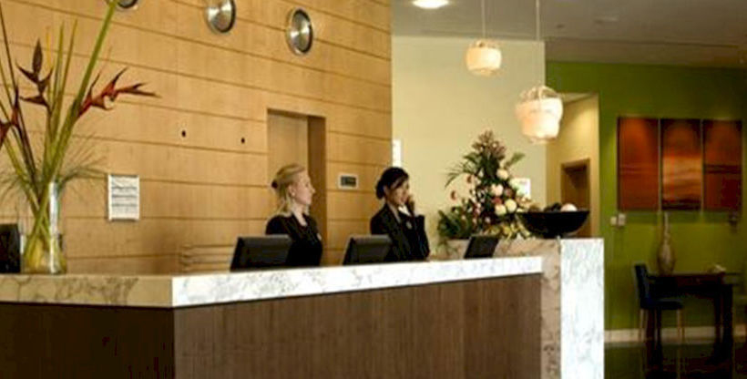 Hotel Royal Grand Inn 1