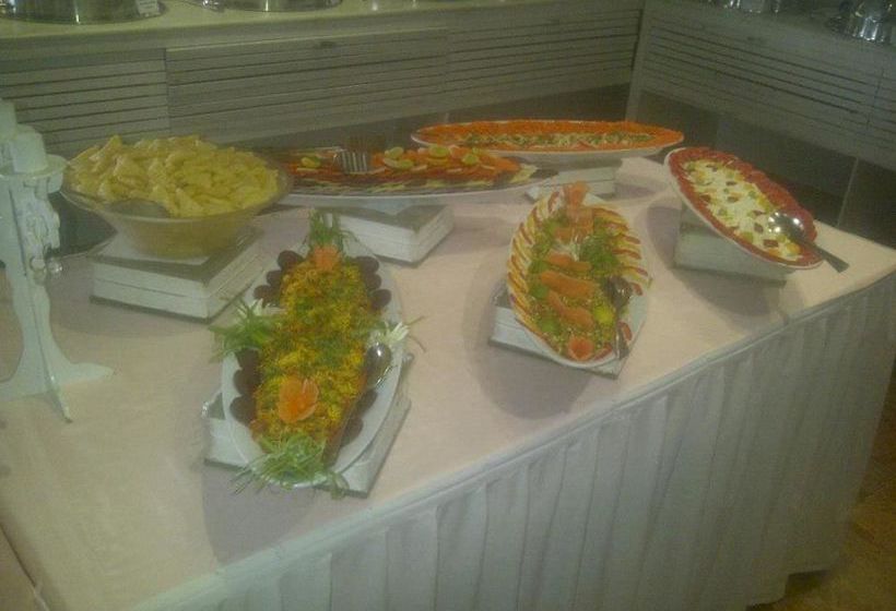 Hotel Majestica Inn 12