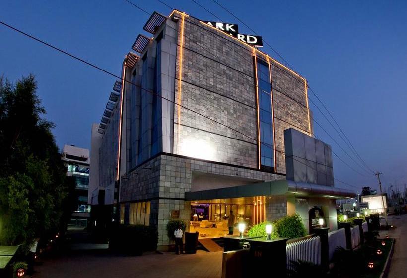 Hotel MGM Mark Whitefield 5