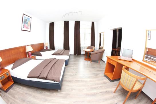 Hotel Goldene Traube 4