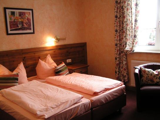 Pension & Landgasthof Rathausstuben 3