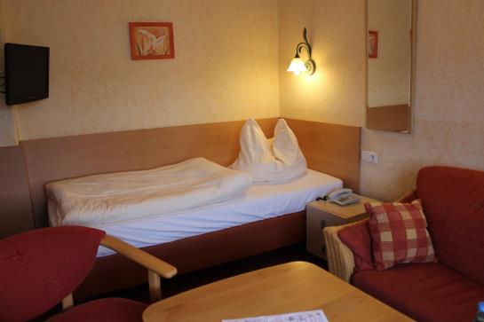 Pension & Landgasthof Rathausstuben 4