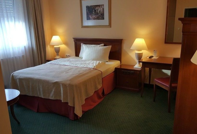 Hotel Residenz Stockstadt 7