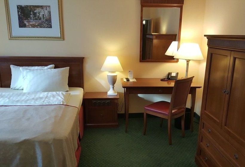 Hotel Residenz Stockstadt 8