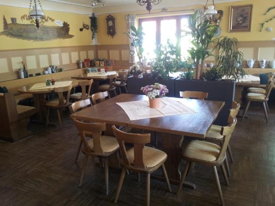 Brauereigaststätte & Hotel Rössle 4