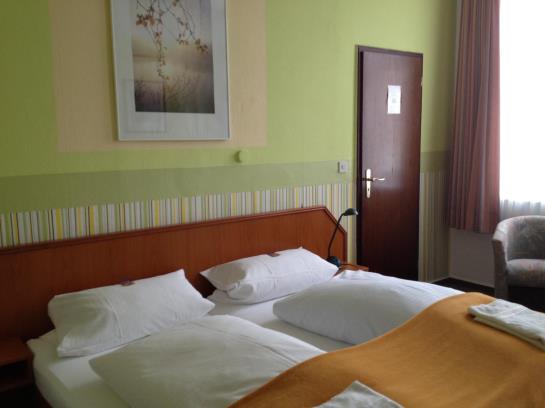 Hotel Neun 3/4 6