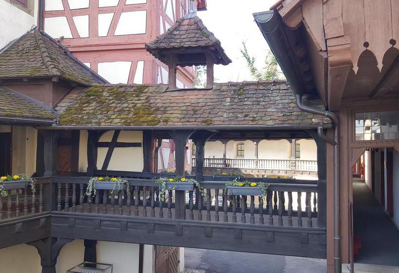 Schlosshotel Götzenburg 9