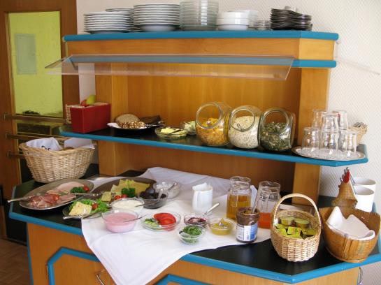 Hotel Pension Haus Erna 2