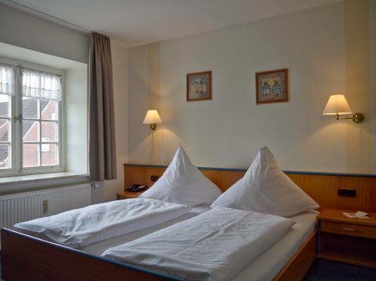 Hotel Friesische Wehde 6