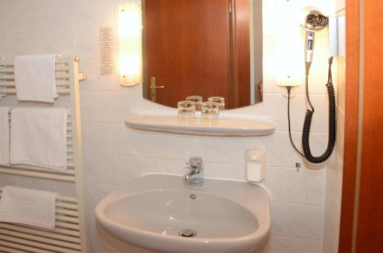 Hôtel Zur Krone Land 9