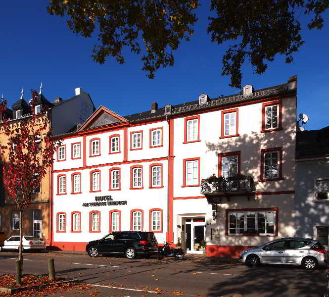 Hotel Am Schloss Biebrich 1