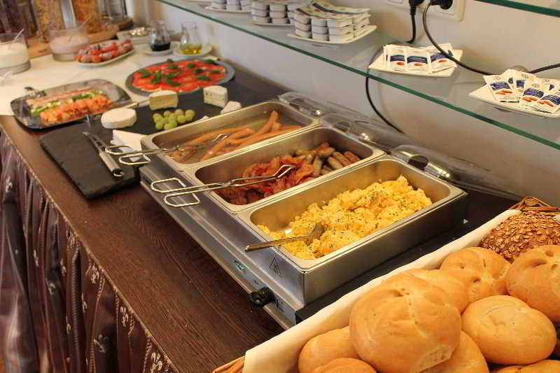 Hotel Am Schloss Biebrich 2