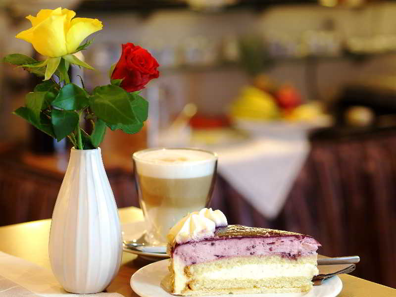 Hotel Am Schloss Biebrich 8